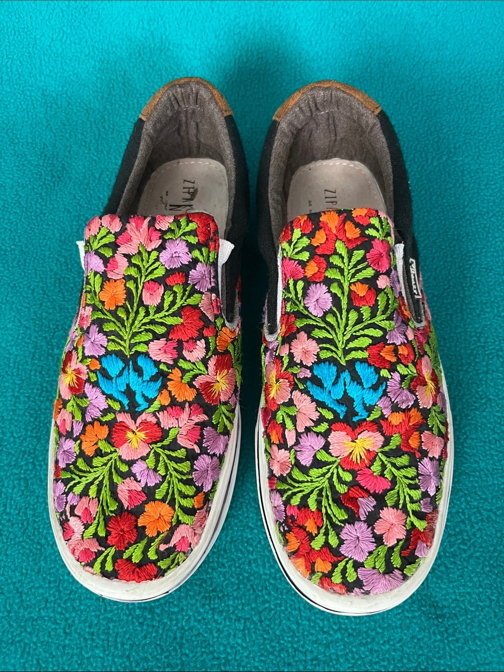 Zipak Na Embroidered Floral Slip-On Moccasins - Black Multi Sz 8